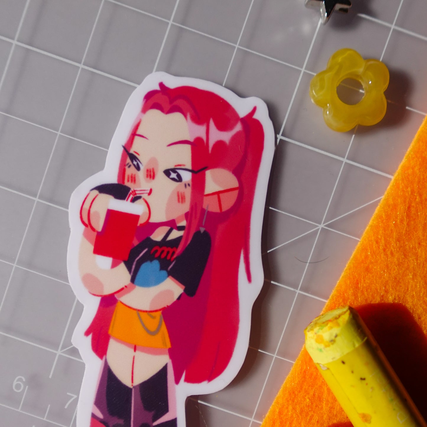 mira (huntrix) - sticker